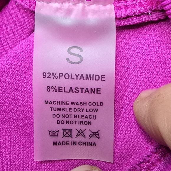 YEOREO Hot Pink Highrise Scrunch Butt Womens Leggings Size S (Fit Like Medium) - Picture 5 of 10